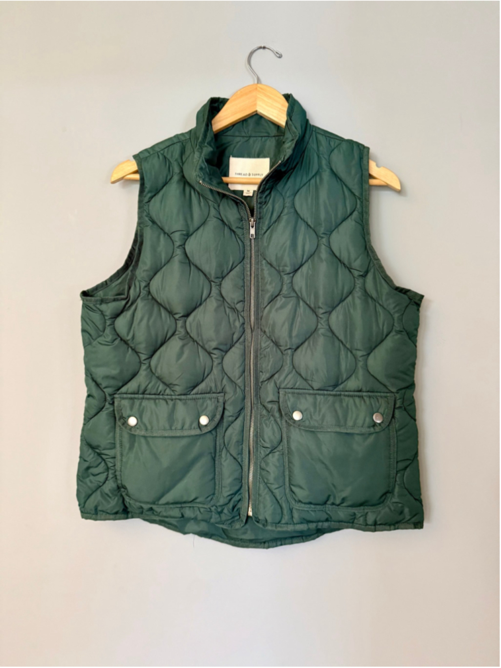 Women's Thread & Supply Quilted Vest Green Size M